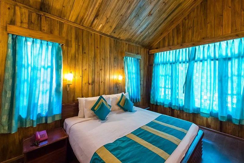 Symphony Palms Beach Resort And Spa Govind Nagar Екстериор снимка